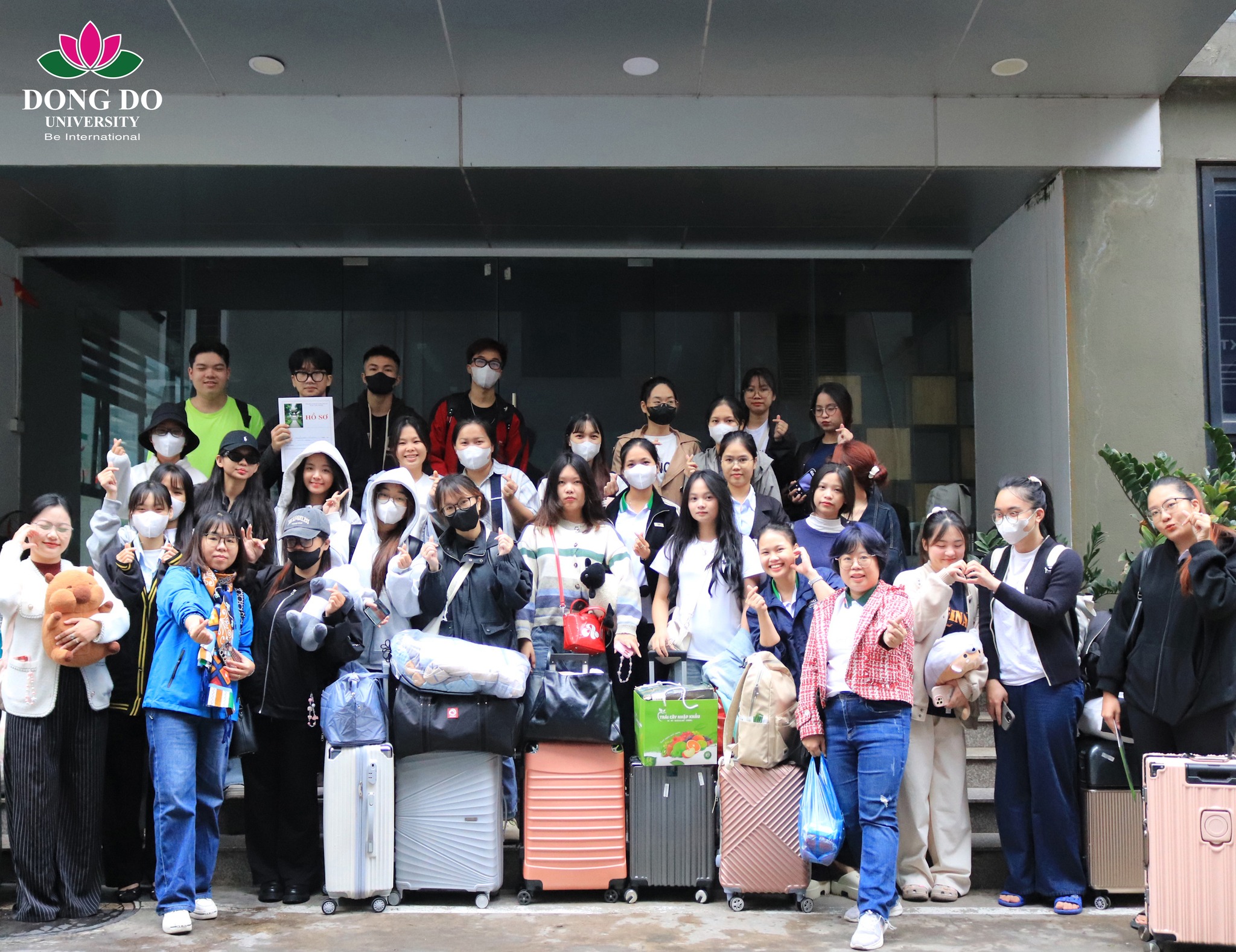 Sinh viên Khóa 27 ngành Ngôn ngữ Trung Quốc Khởi động hành trình thực tập tại nhà máy Wistron Infocomm (Ninh Bình)